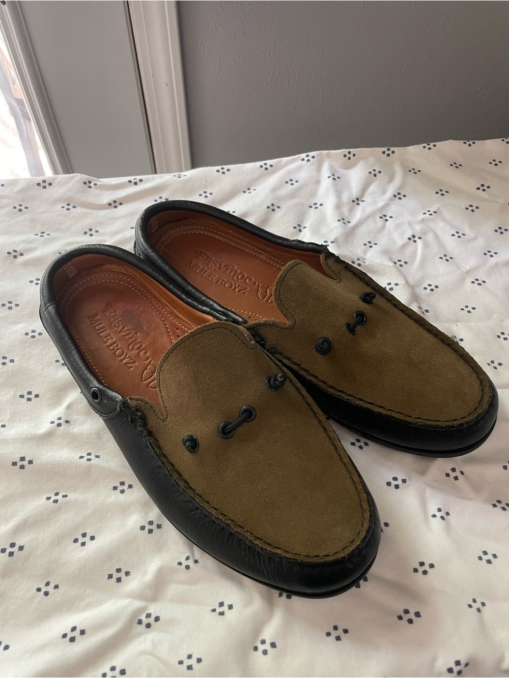 EASYMOC X Muleboyz Men's Olive Suede and Black Leather Slip-On Loafers